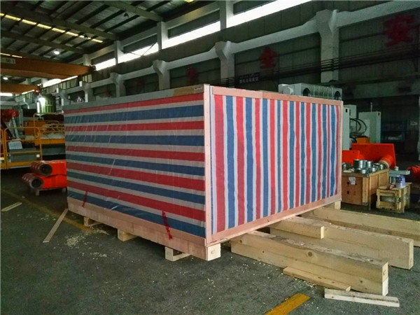 深圳超重设备木箱包装